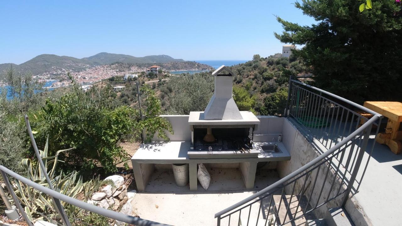 Saronic Topview Villa Galatas  Exterior photo