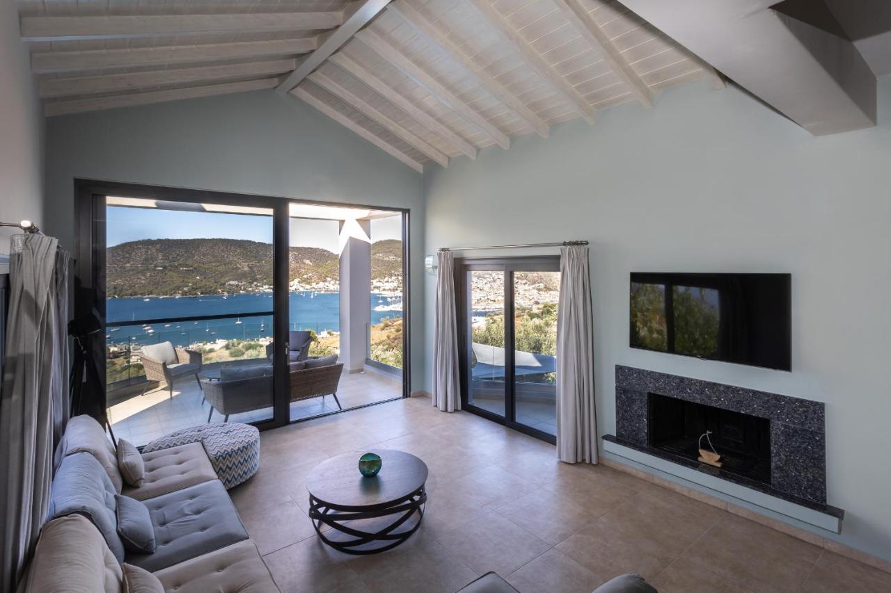 Saronic Topview Villa Galatas  Exterior photo