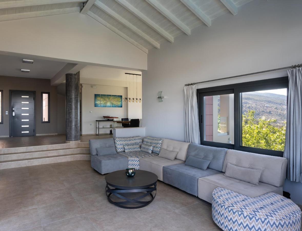 Saronic Topview Villa Galatas  Exterior photo